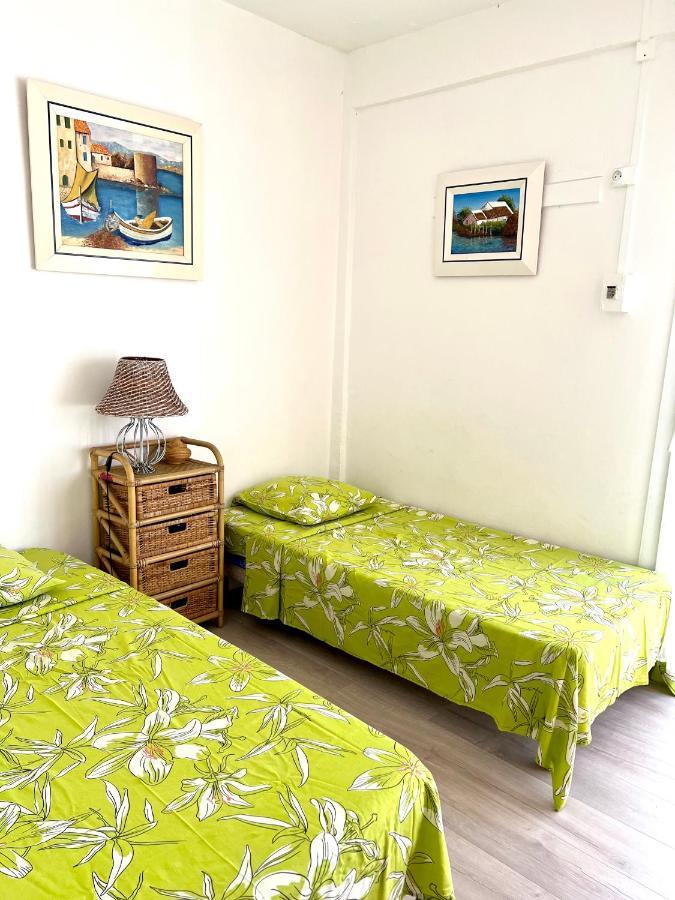 Ti Cabanon. Appartement Vue Mer A Deshaies. Luaran gambar